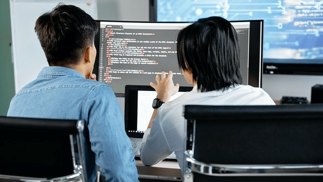 Cybersecurity Bootcamps are intensive part-time or full-time Cybersecurity training that provides students with relevant Cybersecurity non-technical and technical skills